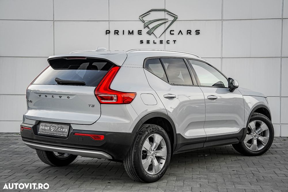 Volvo XC 40 T3 Geartronic Momentum - 4