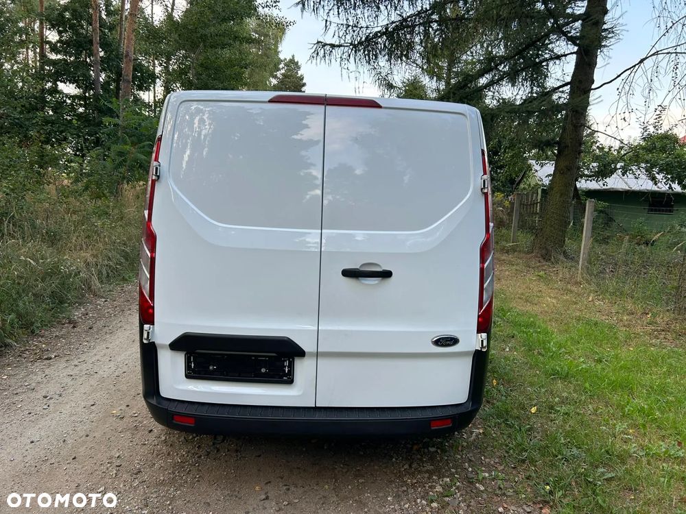 Ford Transit Custom - 8