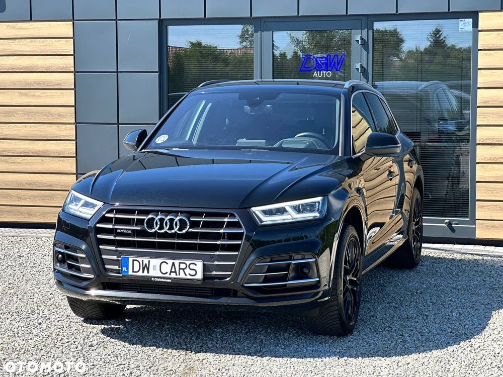 Audi Q5 55 TFSI e Quattro S Line S tronic - 1