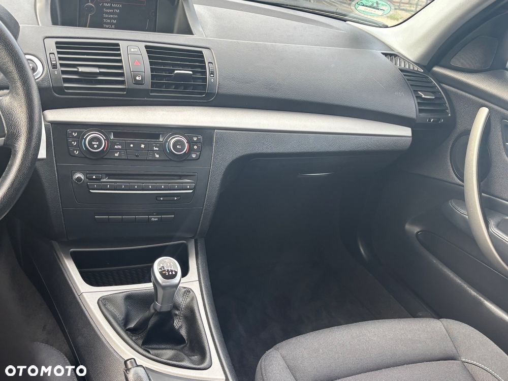 BMW Seria 1 116i - 18