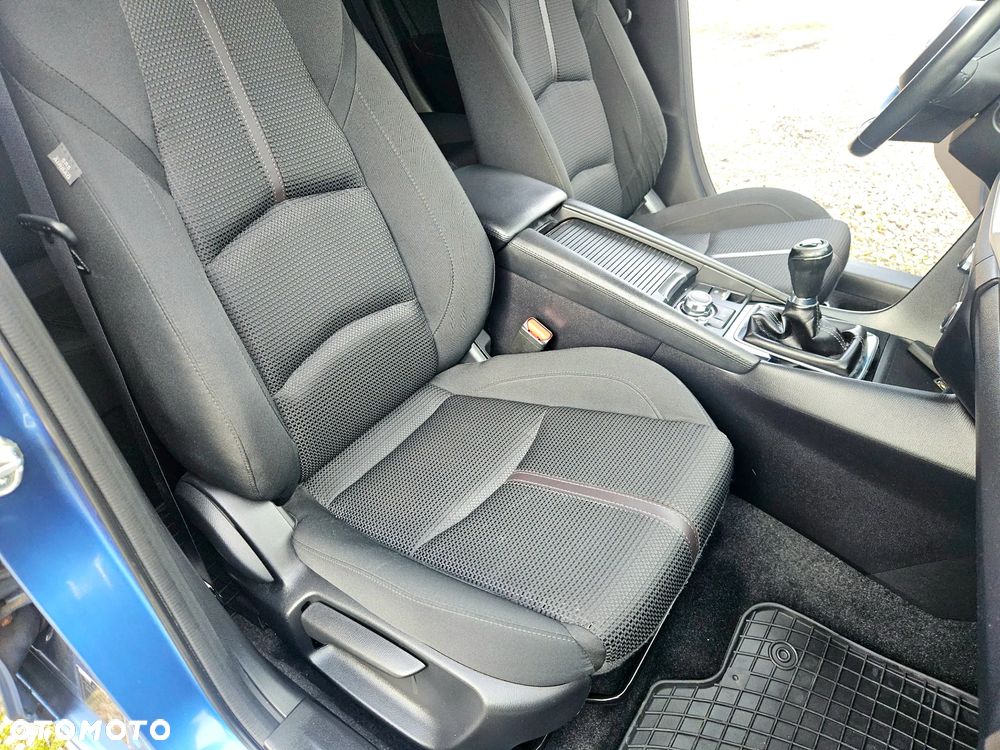 Mazda 3 - 38