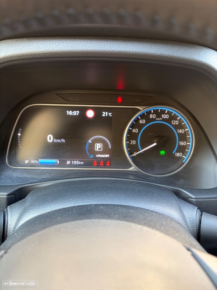 Nissan Leaf 40 kWh Acenta - 8
