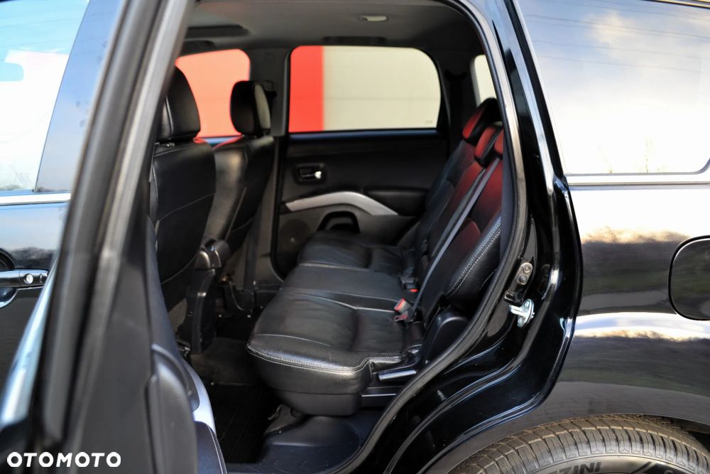 Mitsubishi Outlander 2.4 Intense + CVT - 7