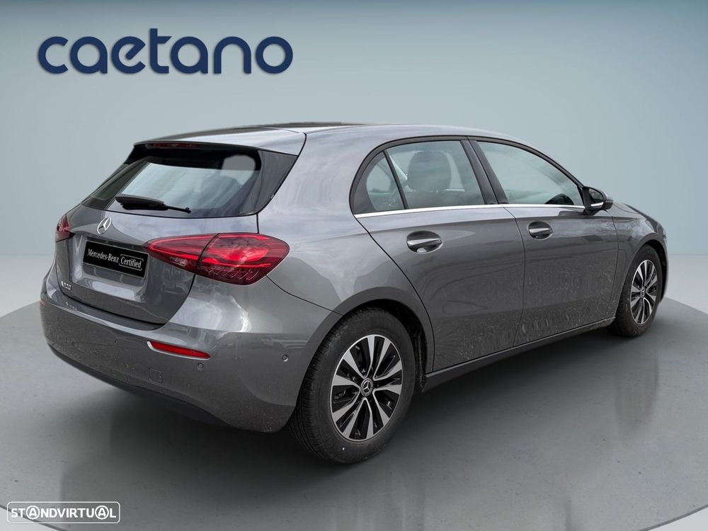 Mercedes-Benz A 200 - 6