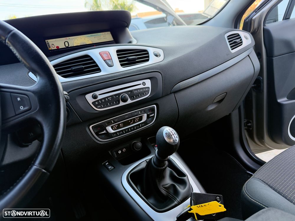 Renault Grand Scénic 1.5 dCi Dynamique S 7L - 42