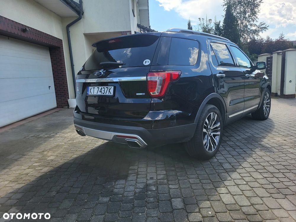 Ford Explorer - 8