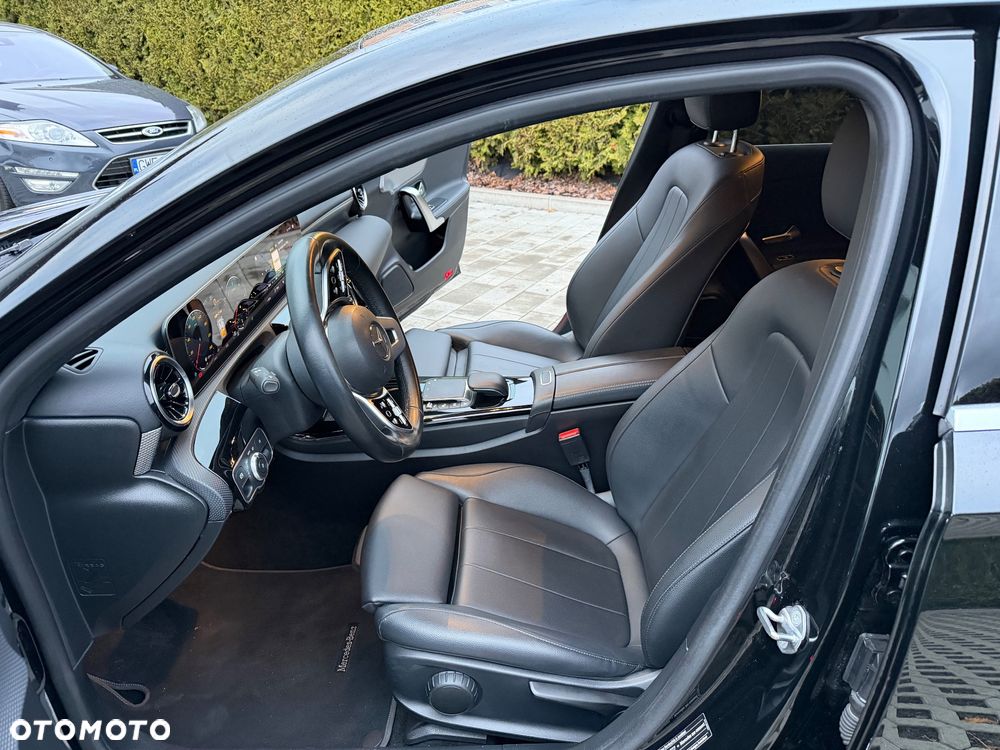 Mercedes-Benz Klasa A 180 d 7G-DCT Progressive - 12