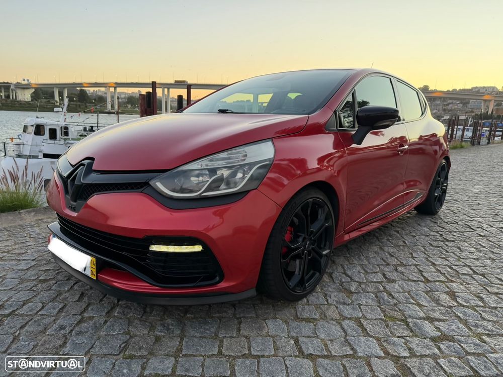 Renault Clio 1.6 T RS EDC - 1