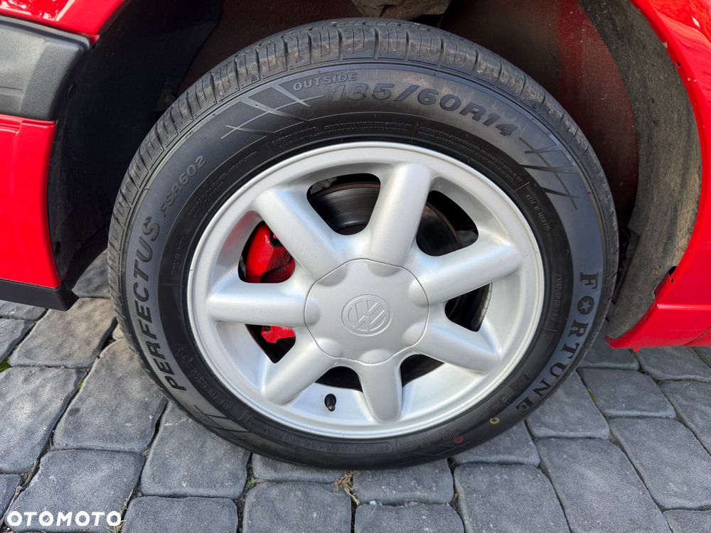 Volkswagen Golf - 16