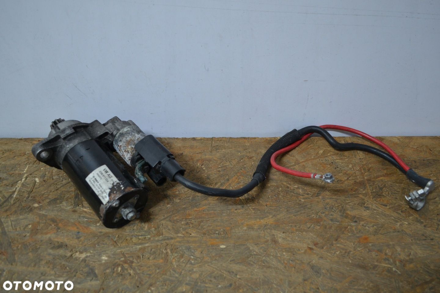 ROZRUSZNIK Z KLEMĄ VW AUDI SKODA TDI 02M911024 - 1