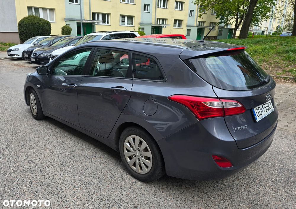 Hyundai i30 1.6 CRDi Classic - 4