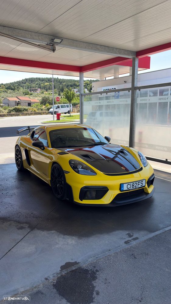 Porsche 718 Cayman GT4 RS - 2