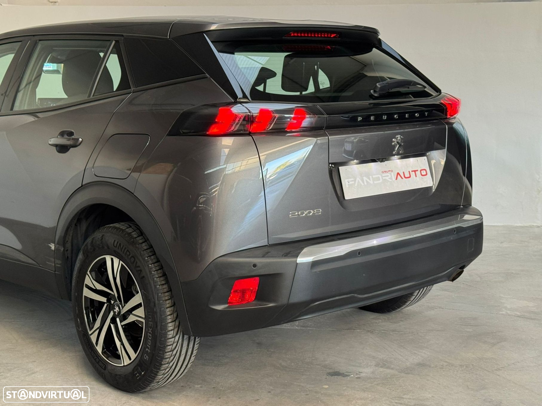 Peugeot 2008 1.2 PureTech Active - 16