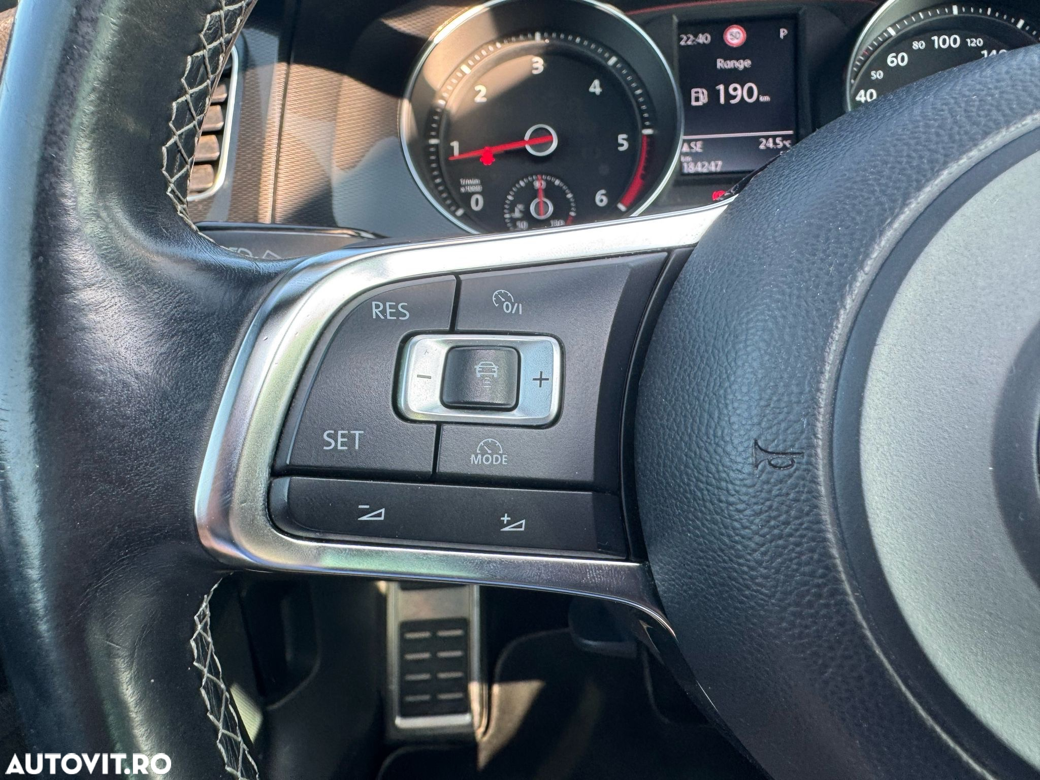 Volkswagen Golf 2.0 TDI DPF BMT DSG GTD - 12