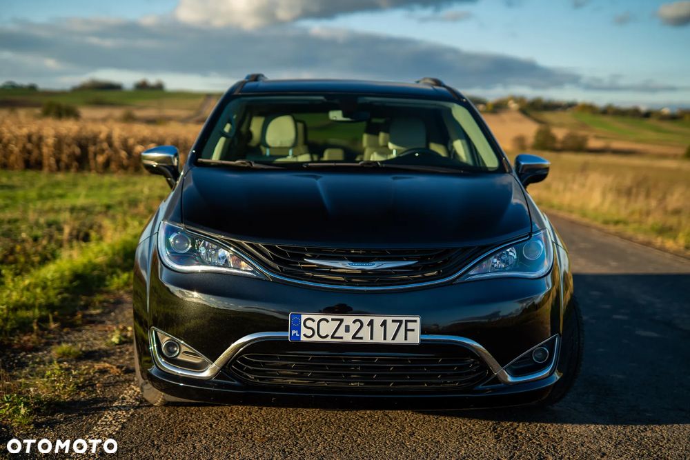 Chrysler Pacifica - 7