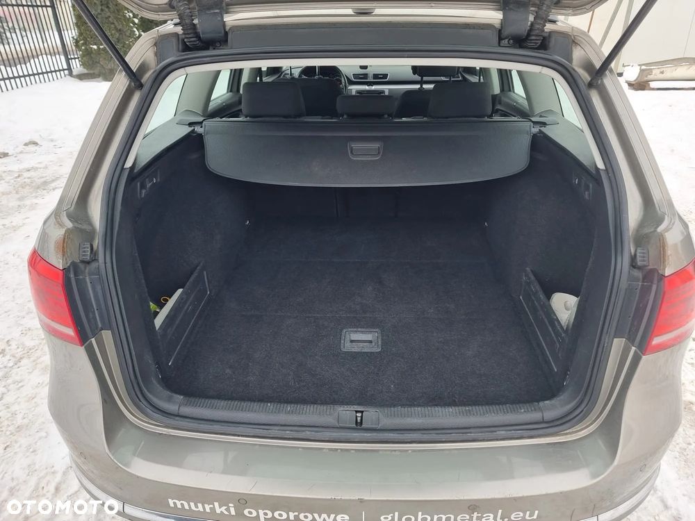 Volkswagen Passat 2.0 TDI Comfortline - 9