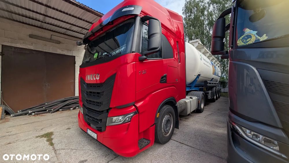 Iveco S-WAY 490 - 5
