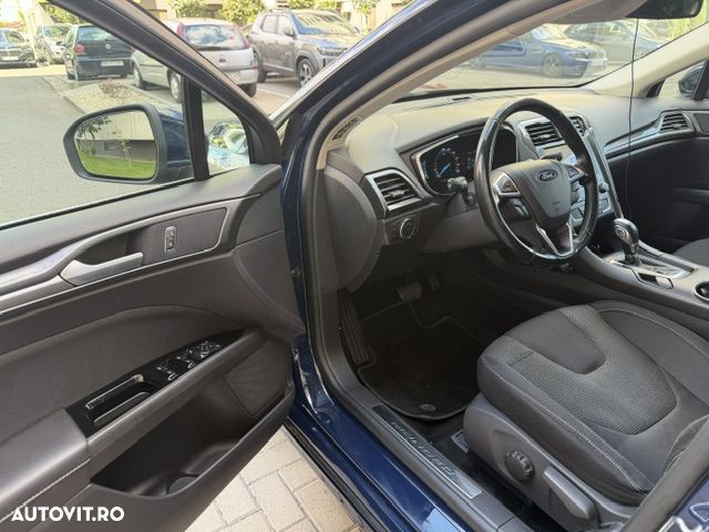 Ford Mondeo - 8
