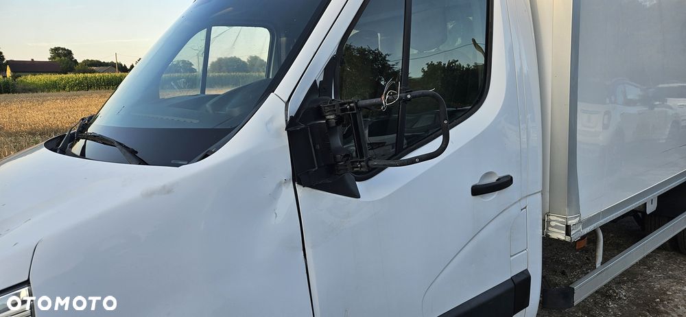 Nissan NV400 - 19