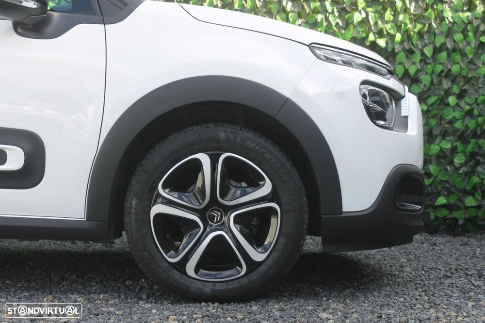 Citroën C3 1.2 PureTech Shine - 43