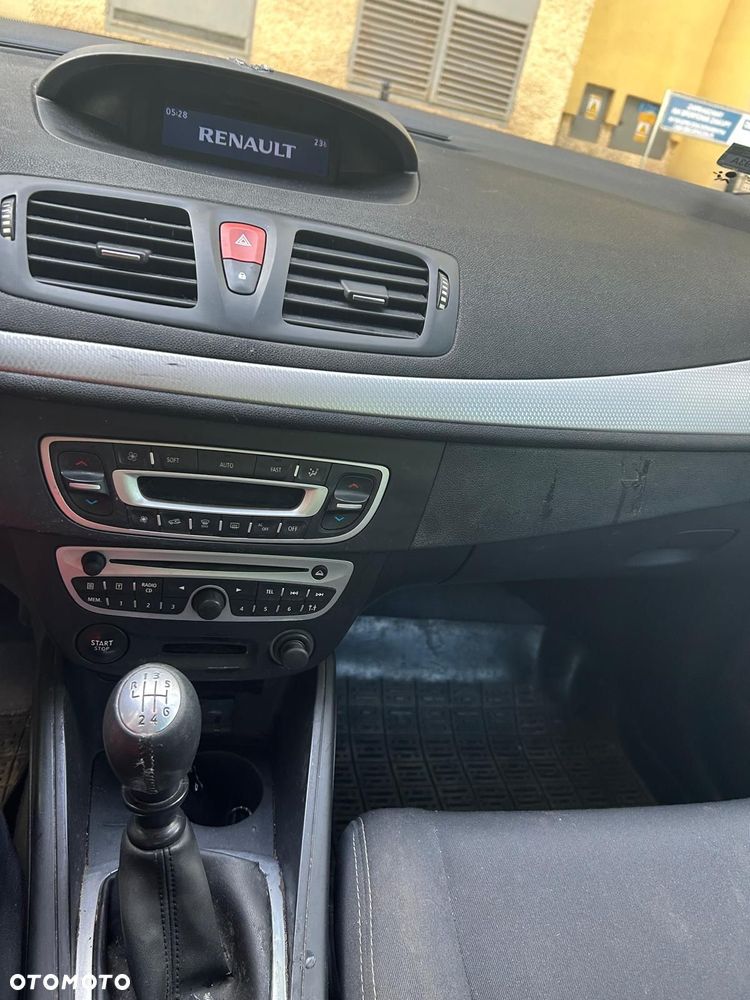 Renault Megane 1.9 dCi Dynamique - 25
