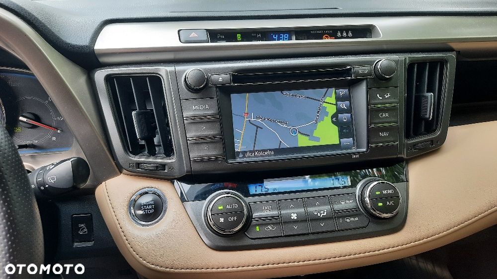 Toyota RAV4 2.0 4x4 Start&Stop CVT Executive - 12