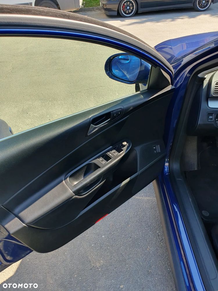 Volkswagen Passat 2.0 TDI DPF BlueMot Highline - 16