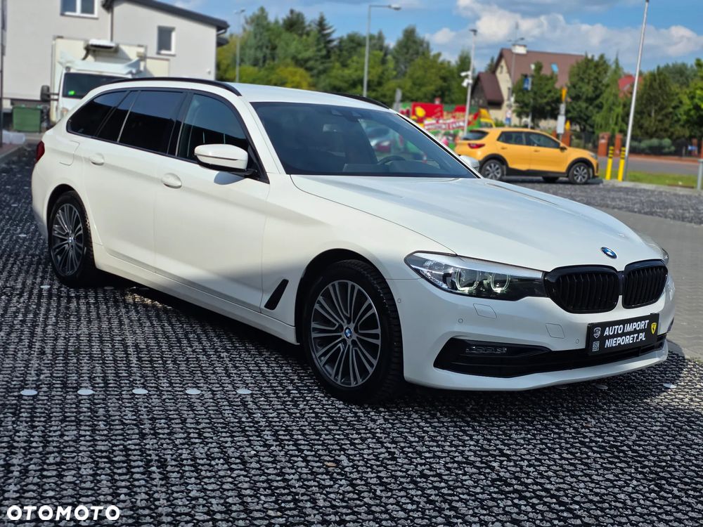 BMW Seria 5 530i xDrive Sport Line - 21