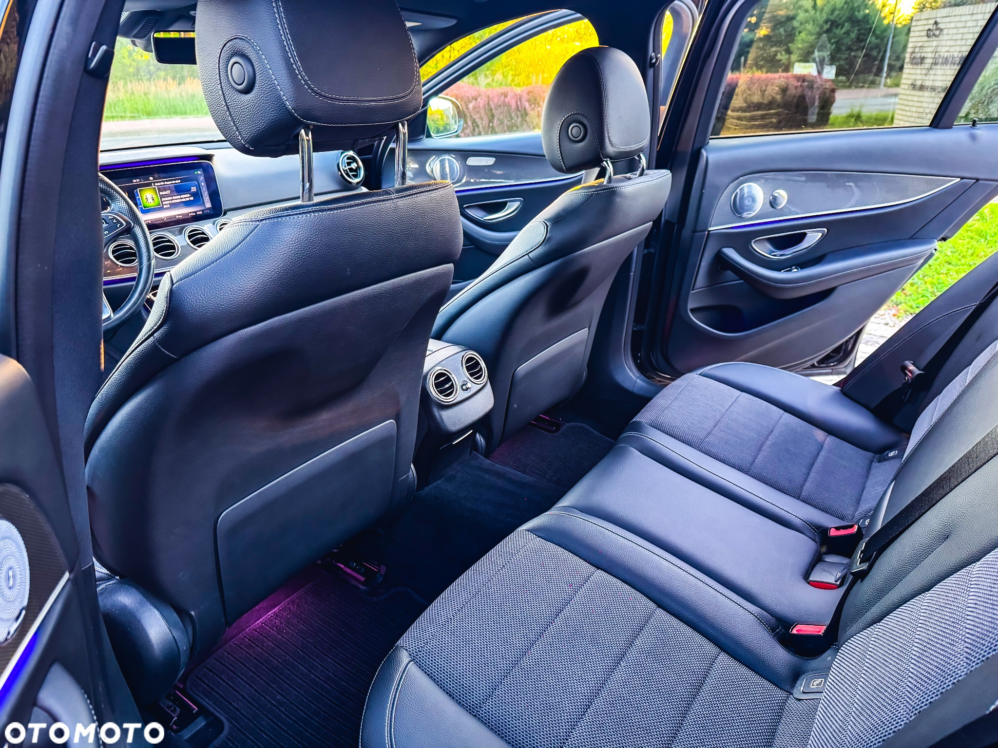 Mercedes-Benz Klasa E 350 BlueTEC 9G-TRONIC Avantgarde - 28