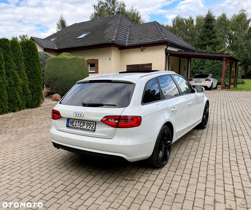 Audi A4 Avant - 11