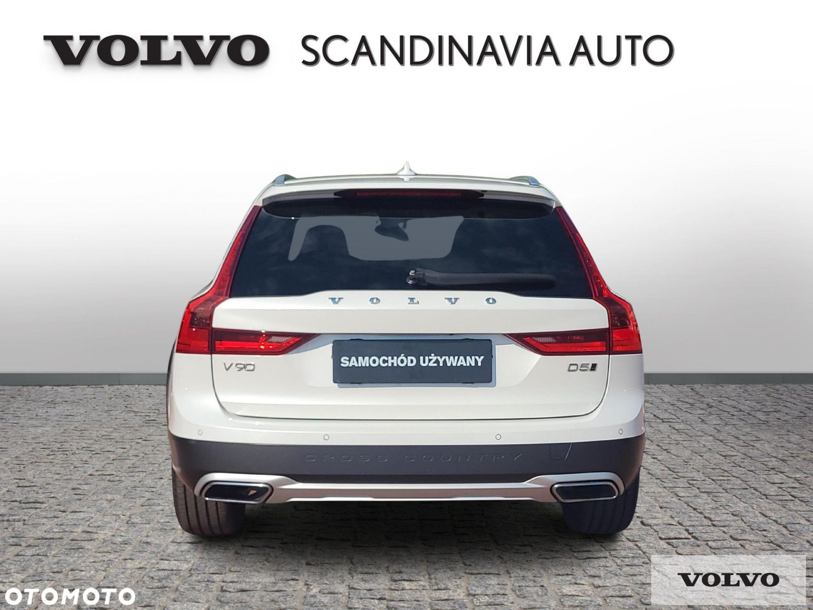 Volvo V90 Cross Country - 4