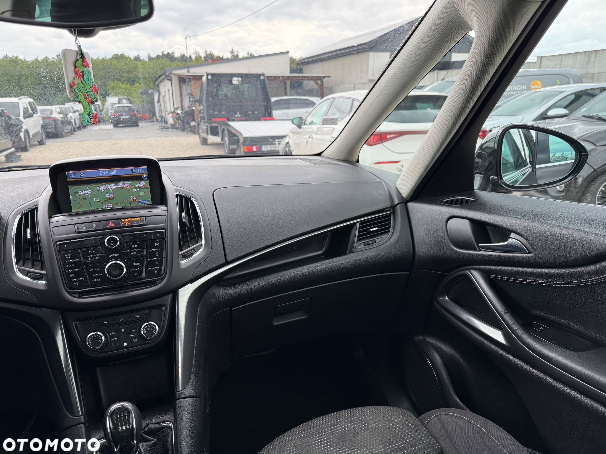 Opel Zafira - 11
