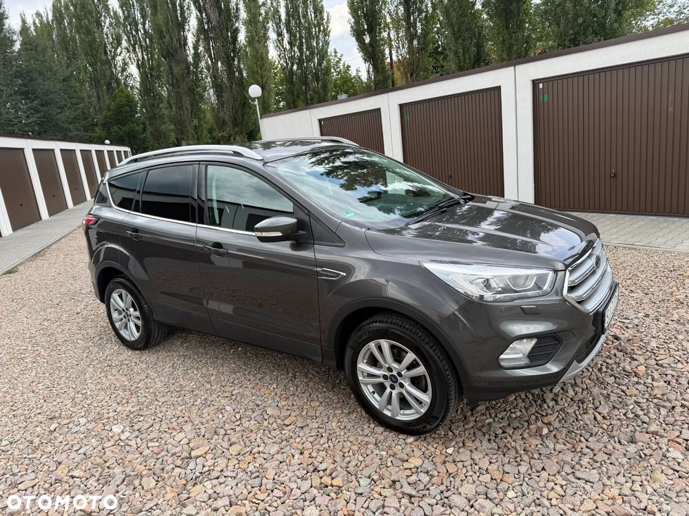 Ford Kuga 1.5 EcoBoost 2x4 Titanium - 6