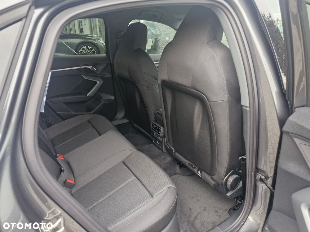 Audi A3 Limousine - 13