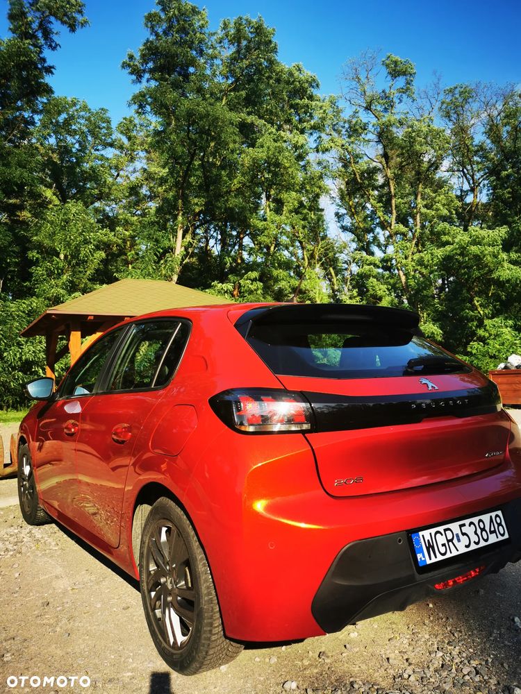 Peugeot 208 2022 photo 2
