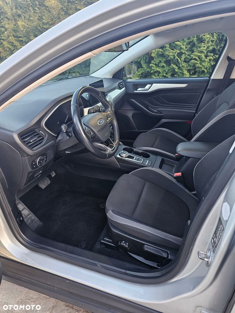 Ford Focus 1.5 EcoBlue Start-Stopp-System COOL&CONNECT - 10