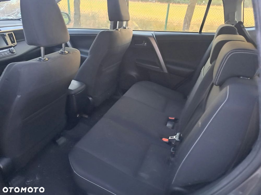 Toyota RAV4 - 12