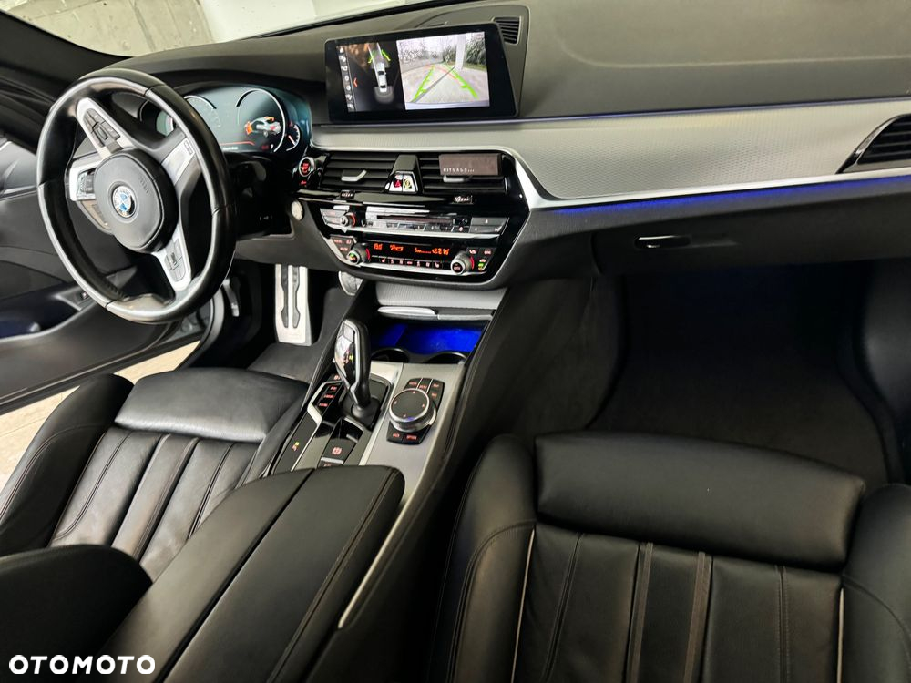 BMW Seria 5 520d xDrive - 35