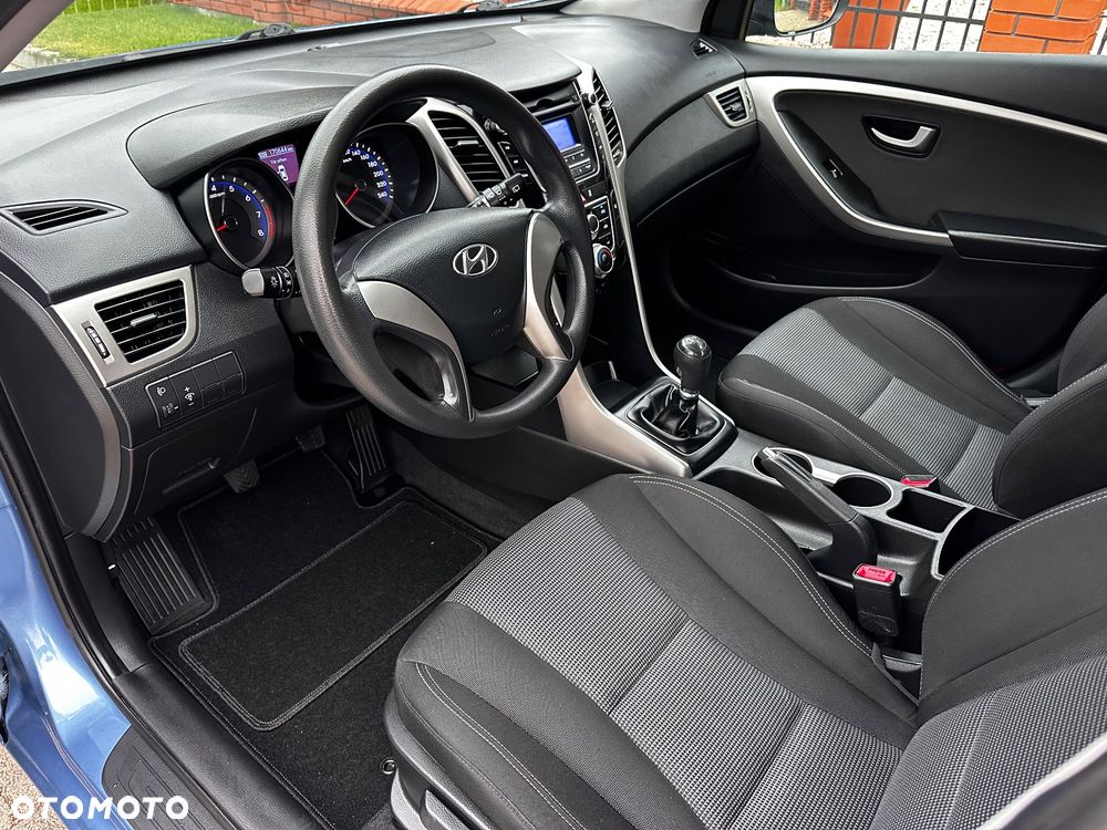 Hyundai i30 - 21