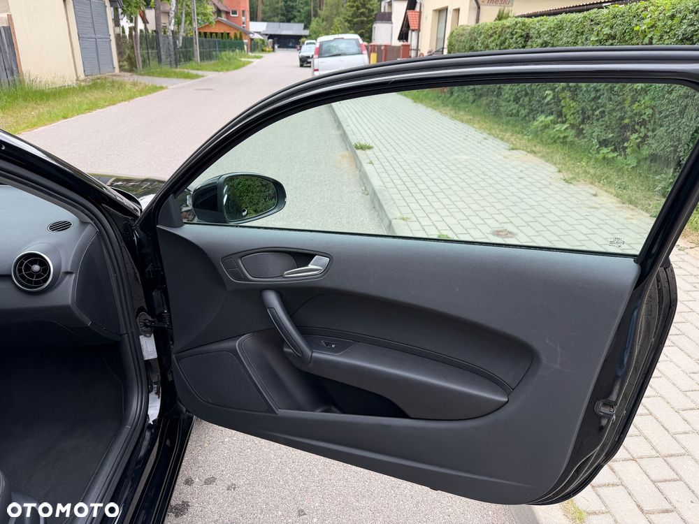 Audi A1 3-drzwiowe 1.2 TFSI admired - 25