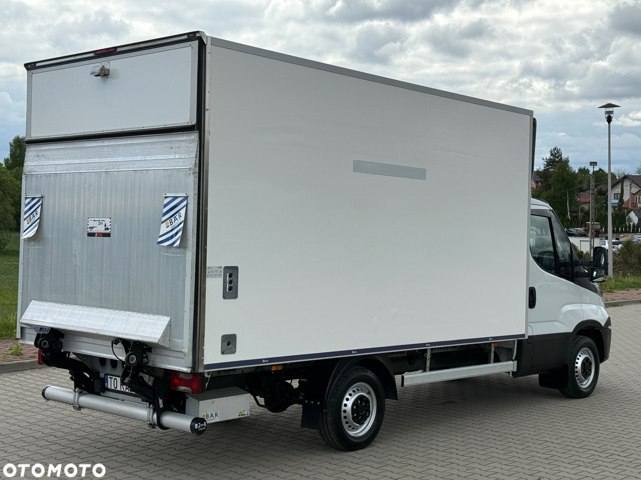 Iveco DAILY 35-160 160KM Hi Matic *Resor+Poduszka* 8 E.Palet Kontener * Izoterma +Winda 750KG BOGATA Opcja Wyposażenia!!! - 4