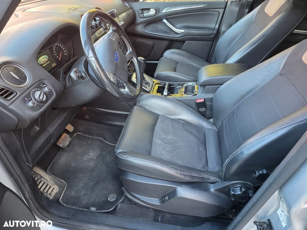 Ford Galaxy 2.0 TDCi Powershift Titanium - 17