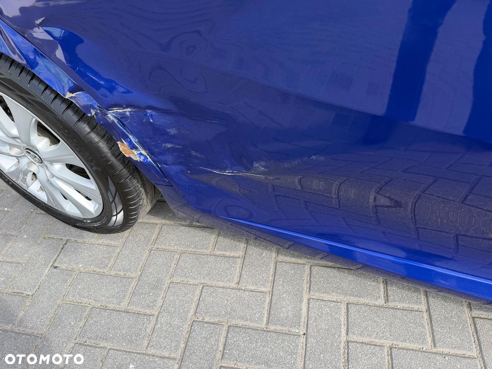 Toyota Camry 2.5 Hybrid Comfort CVT - 21