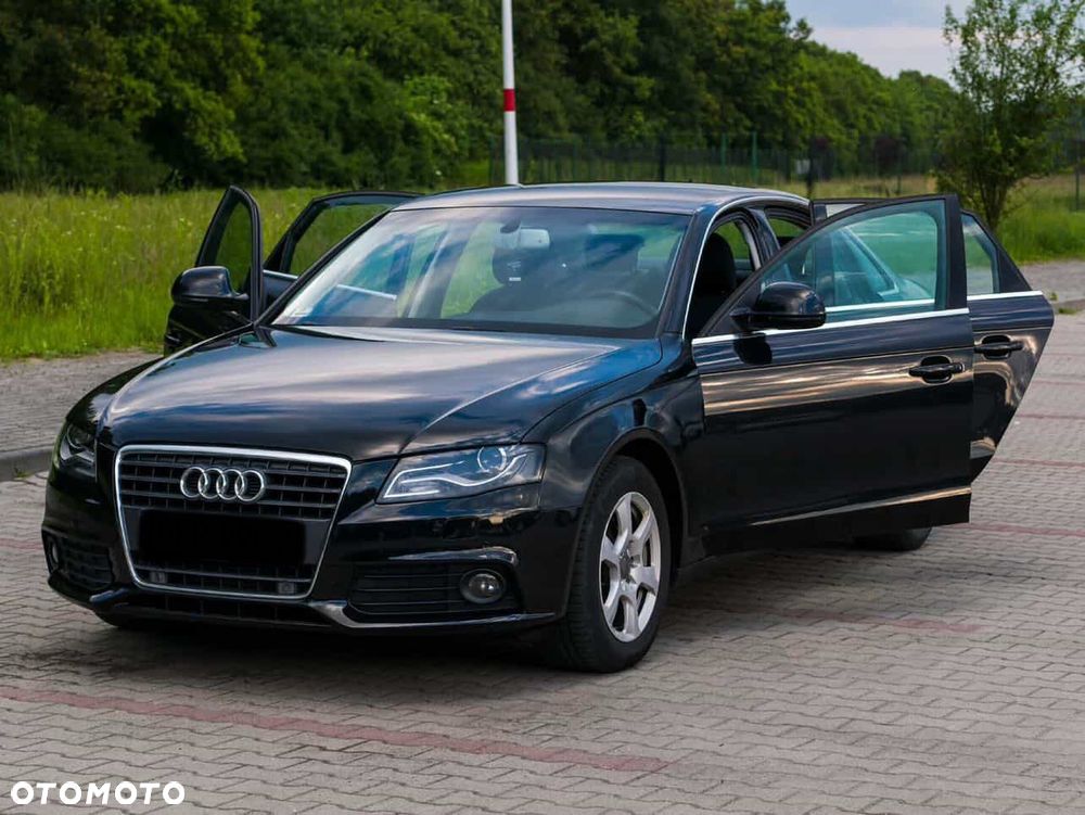 Audi A4 Limousine - 2