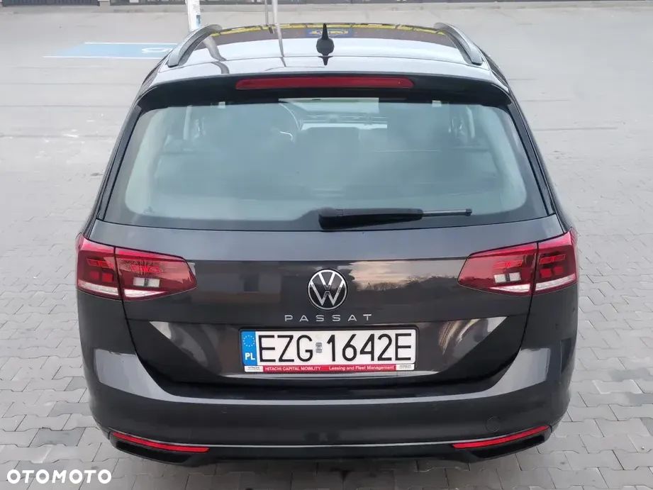 Volkswagen Passat 2.0 TDI SCR Comfortline - 7