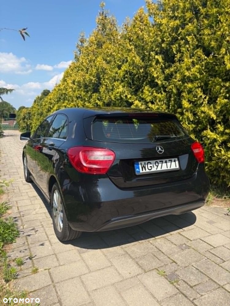 Mercedes-Benz Klasa A 180 (BlueEFFICIENCY) - 8