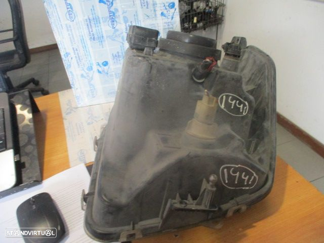 Farol 51128C DODGE NITRO 2007 2.8Crd 180Cv 5P CINZA DRT H4  DECOMA - 4