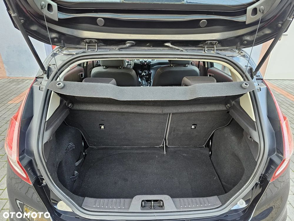 Ford Fiesta 1.6 TDCI Titanium - 14