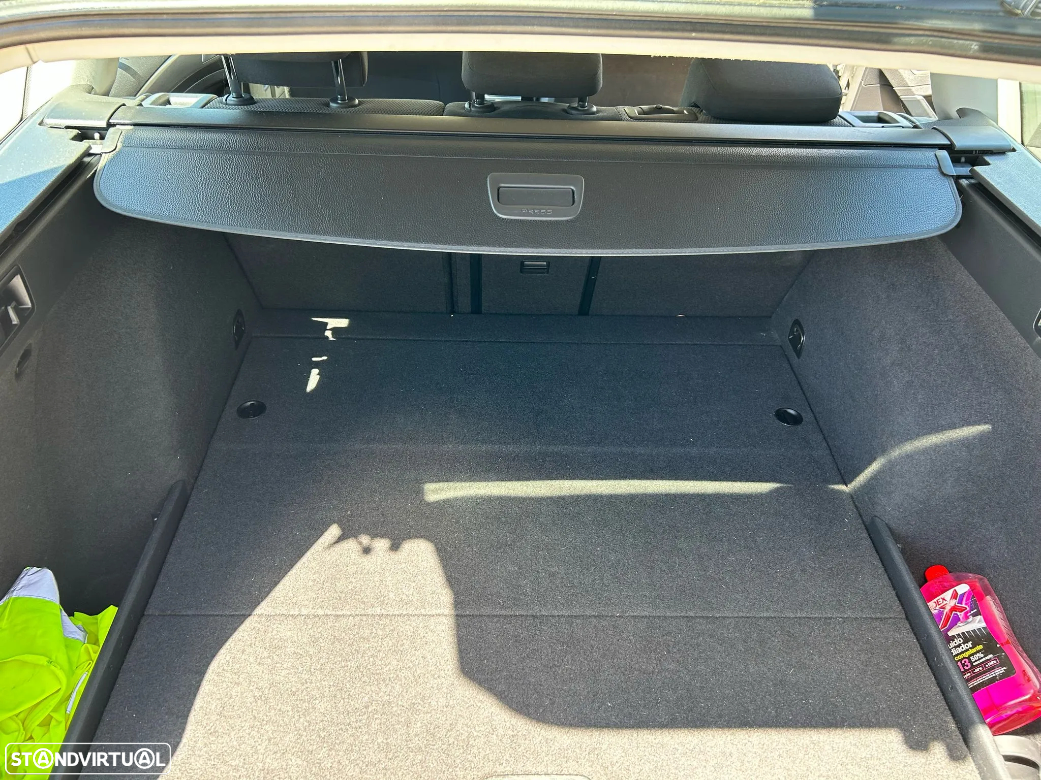 VW Golf Variant 1.6 TDi BlueMotion Confortline - 18