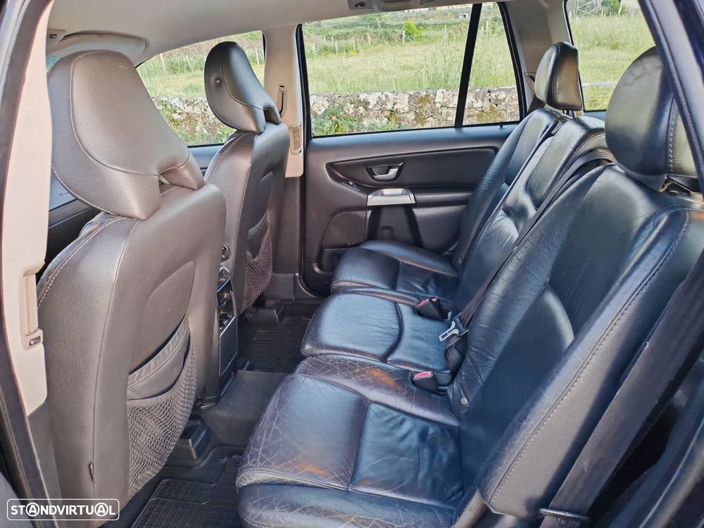 Volvo XC 90 2.4 D5 7L Nivel 3 Auto. - 6